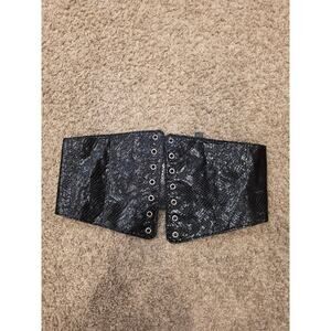 NWT black faux leather corset belt with eyelets